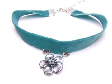 Kropfband Blume