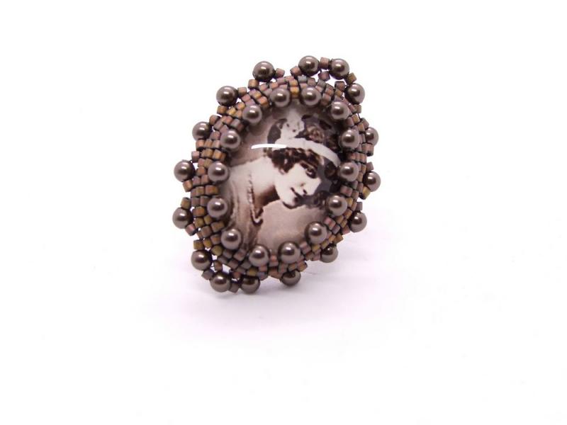Ring Vintage Lady