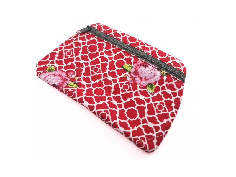 Täschchen mit Rosenmuster