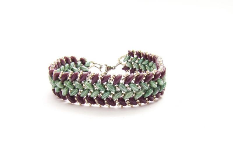 Armband  Perlen Grün Lila